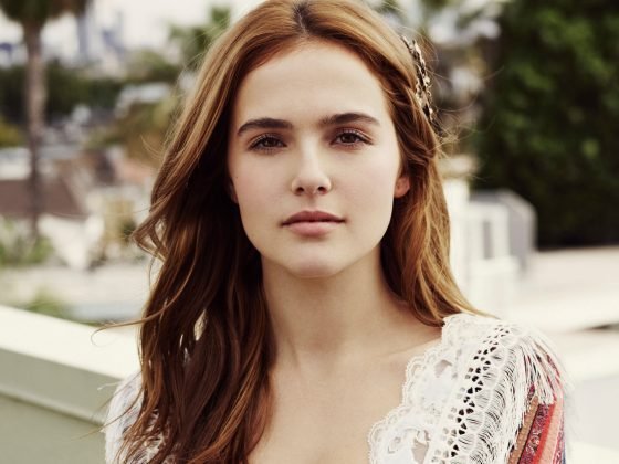 Zoey Deutch real height