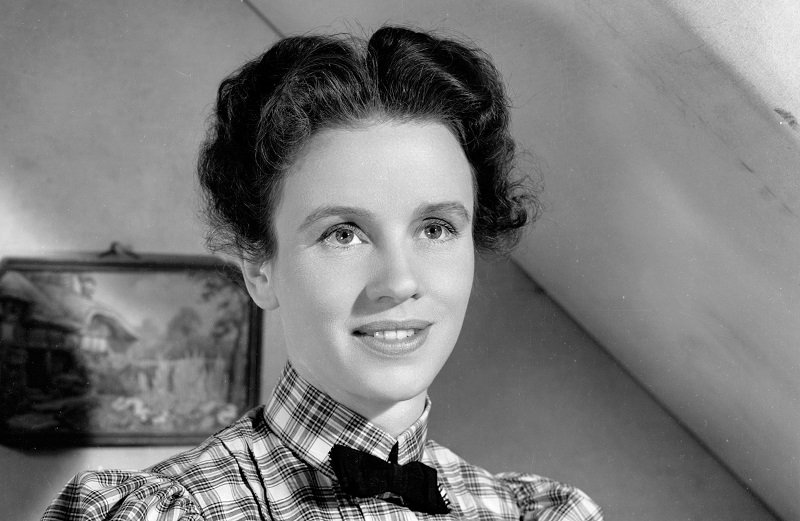 Jessica Tandy - Height, Weight, Personal Life, Career, Vital Stats ...