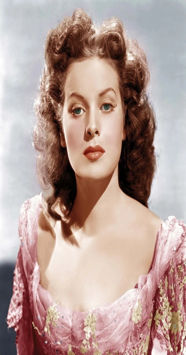 Maureen Ohara Net Worth Age, Height, Weight, Education, Career ...