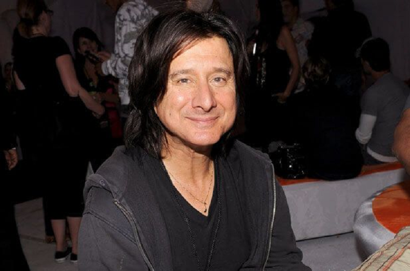 Steve Perry Height