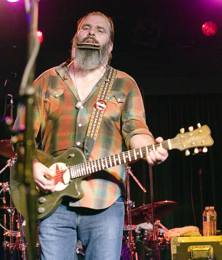 Steve Earle Height