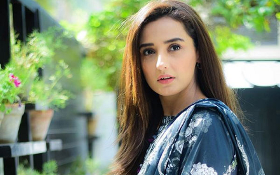 Momal Sheikh Early Life, Net Worth, Height, Achievements, Body ...