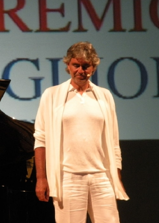 Andrea Bocelli career