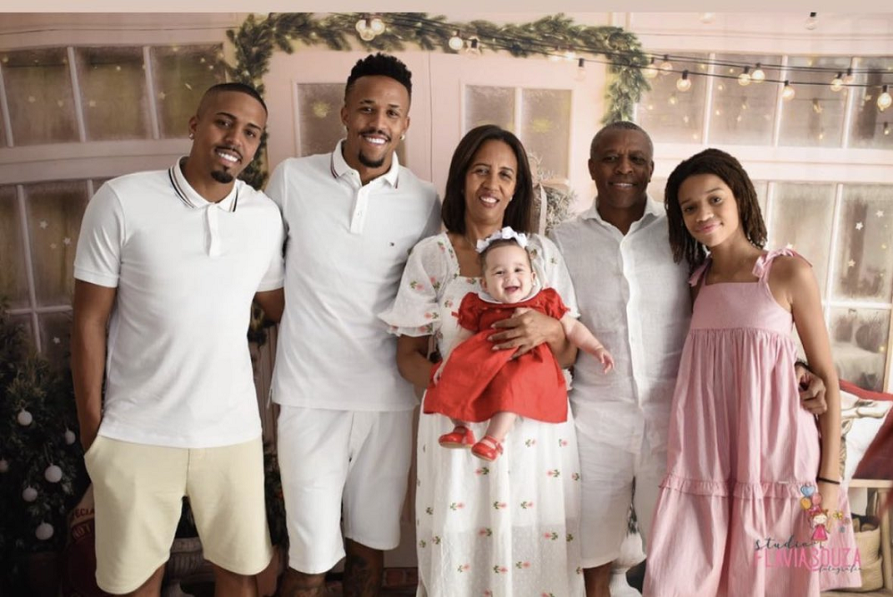 Éder Militão Family