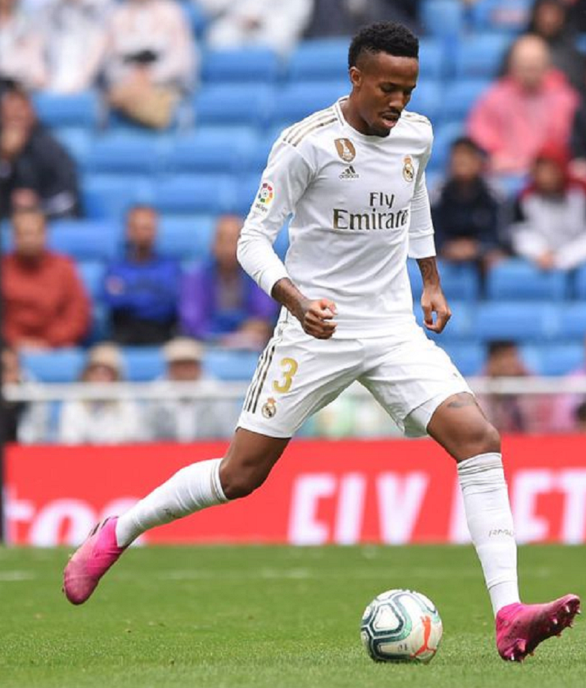 Éder Militão Height