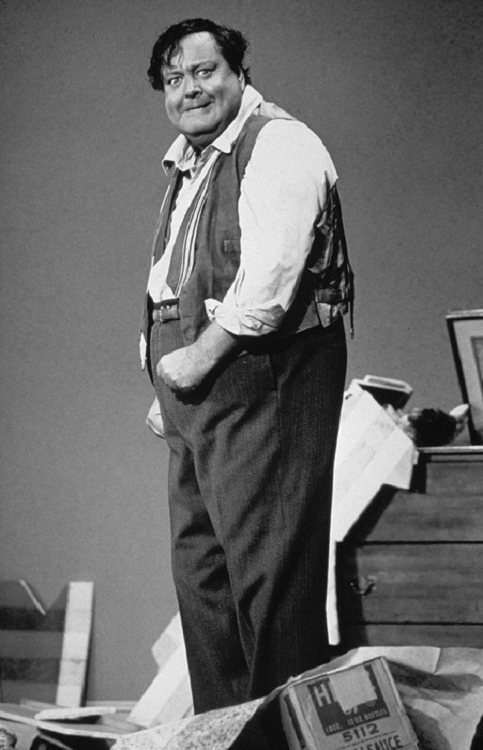 Jackie Gleason Height