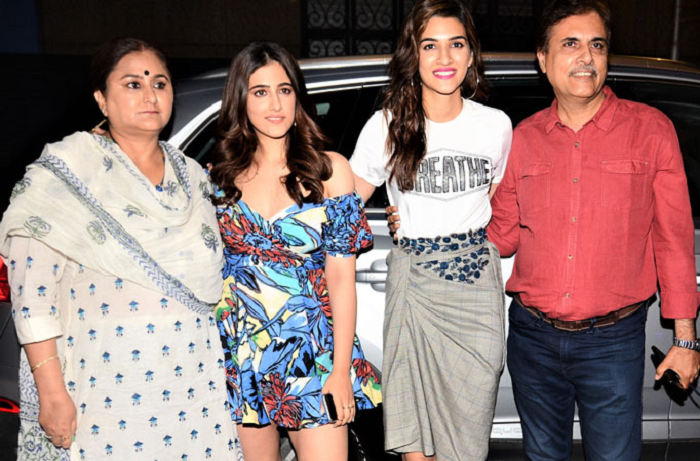 Kriti Sanon Family