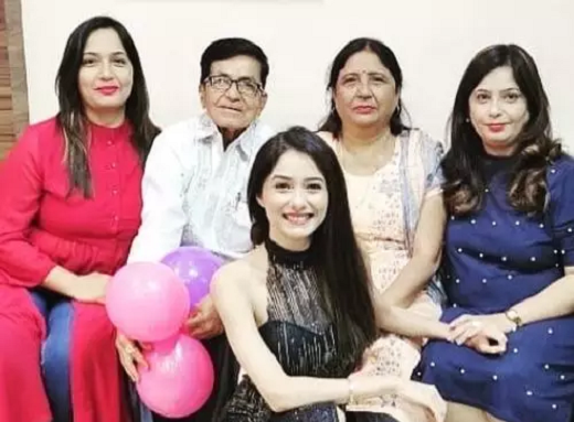 Leena Jumani Family