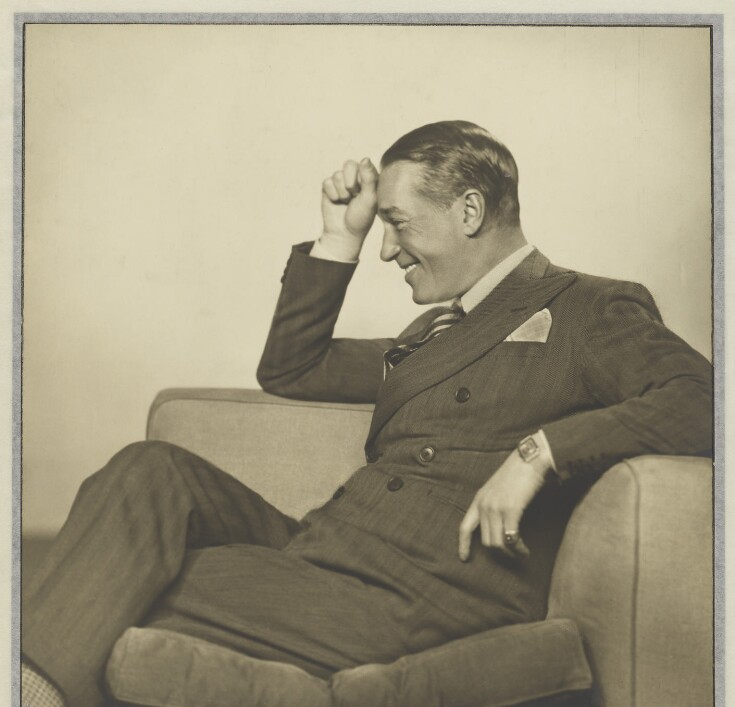 Maurice Chevalier Profession
