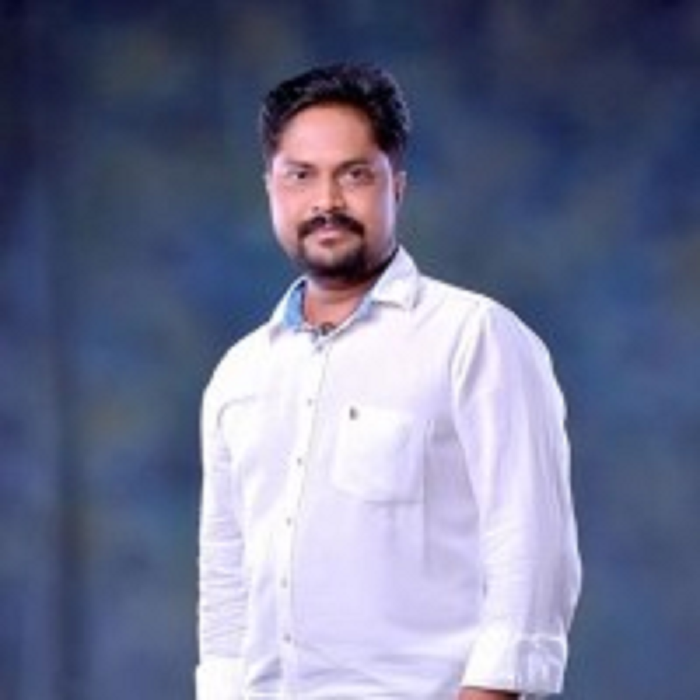 Pramod Chakravorty Height