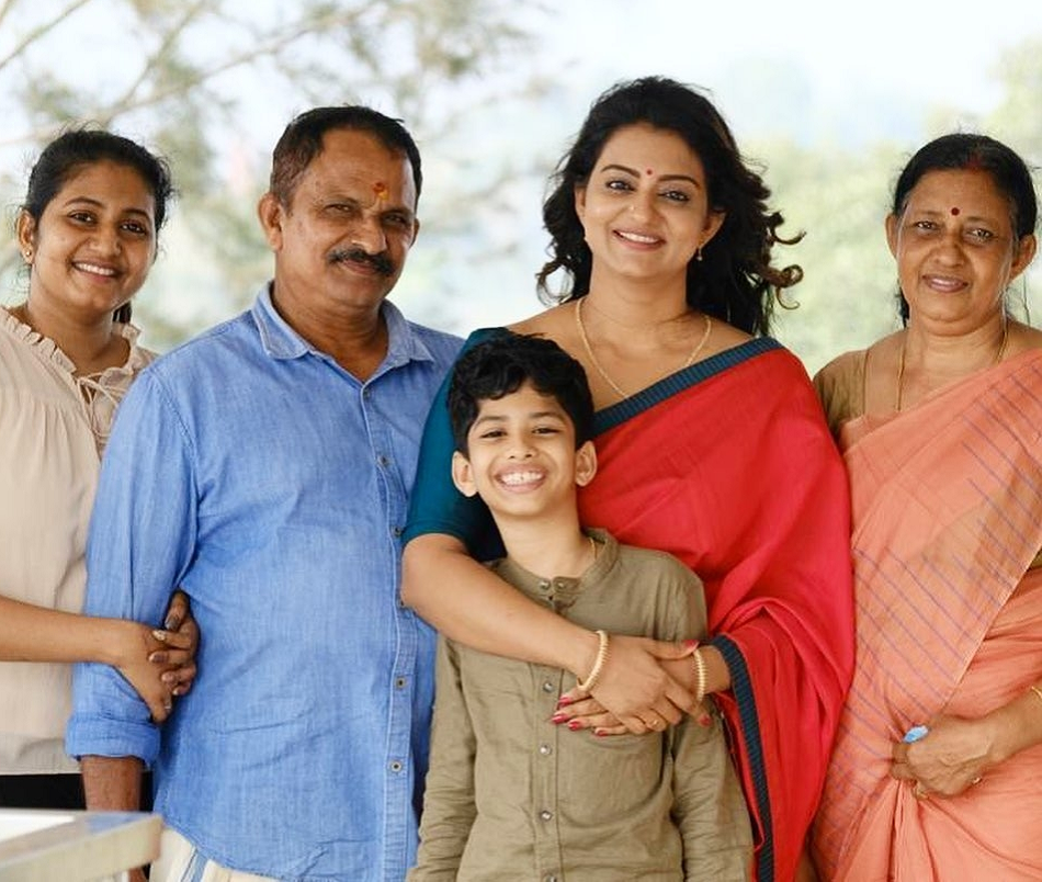 Priyanka Nair Family