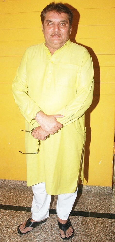 Raza Murad Height