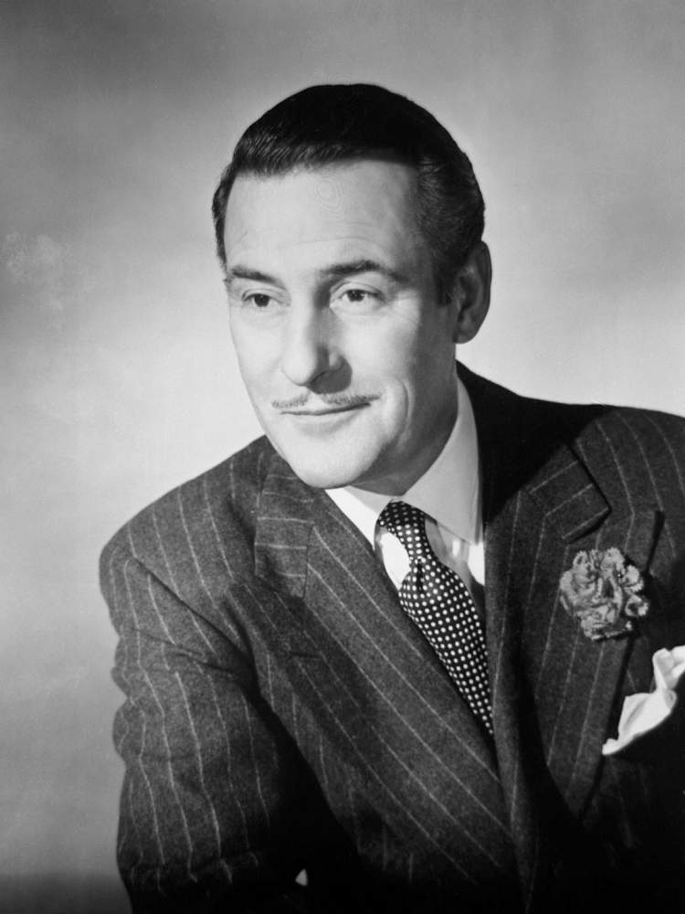 Tom Conway Height