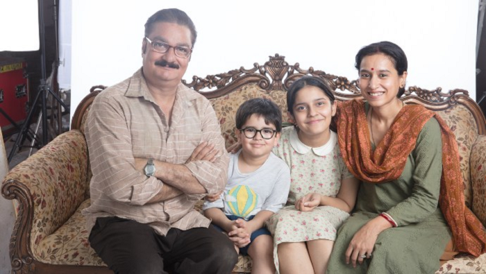Vinay Pathak Family